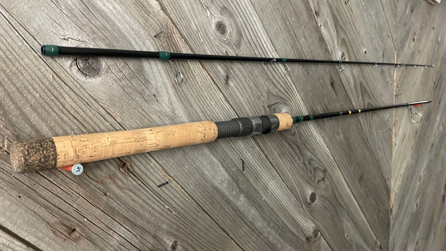 Elite Series Black 7'0" 8-15lb MOD/FAST 2 Piece Fishing Rod